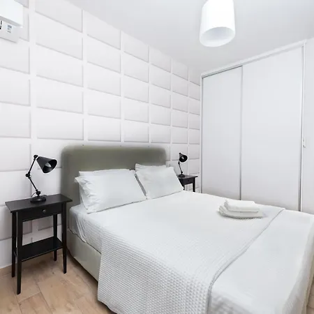 Ritas Modern In-city House Semesterbostad Rhodes City