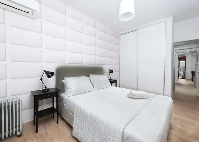 Ritas Modern In-city House Дом отдыха Родос