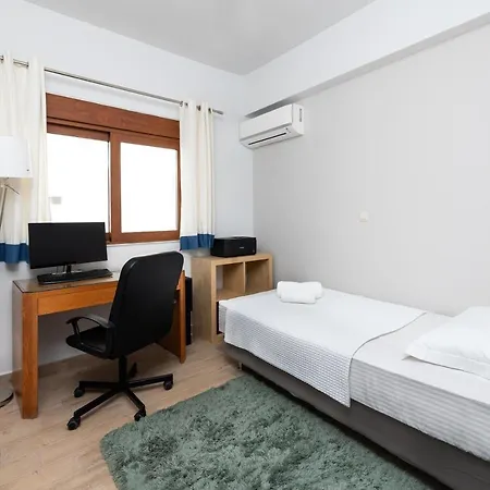 Ritas Modern In-city House Родос