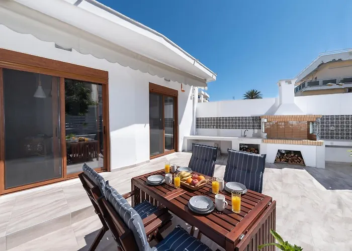 בית נופש Ritas Modern In-city House *